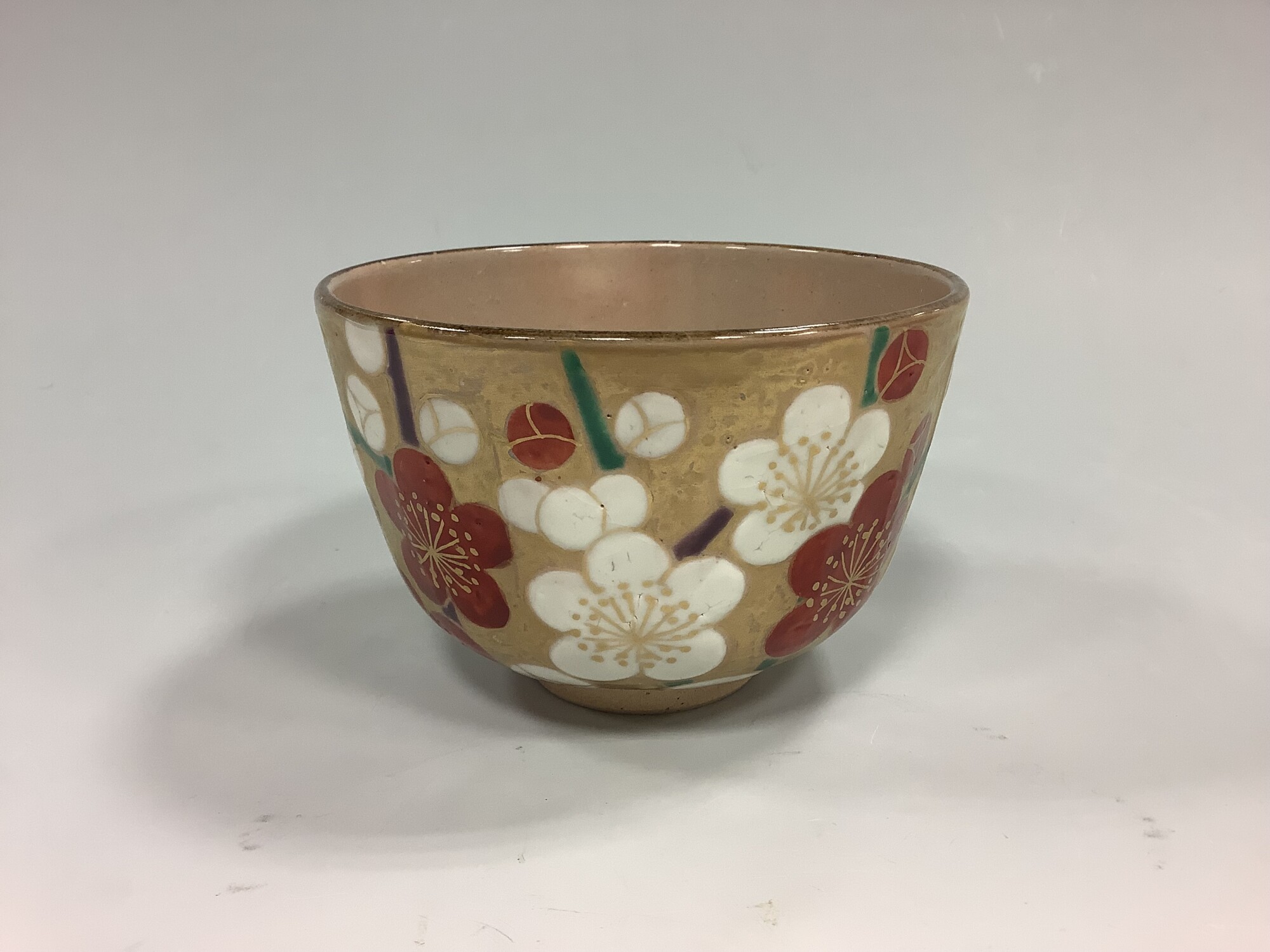 茶碗 金泥梅 南口閑粋作 | 泰山